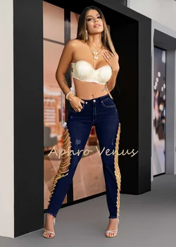 Женские джинсы со средней талией, Выдолбленные металлической цепочкой, Обтягивающие Женские Сексуальные брюки в модном стиле, Летние новости 2023 года